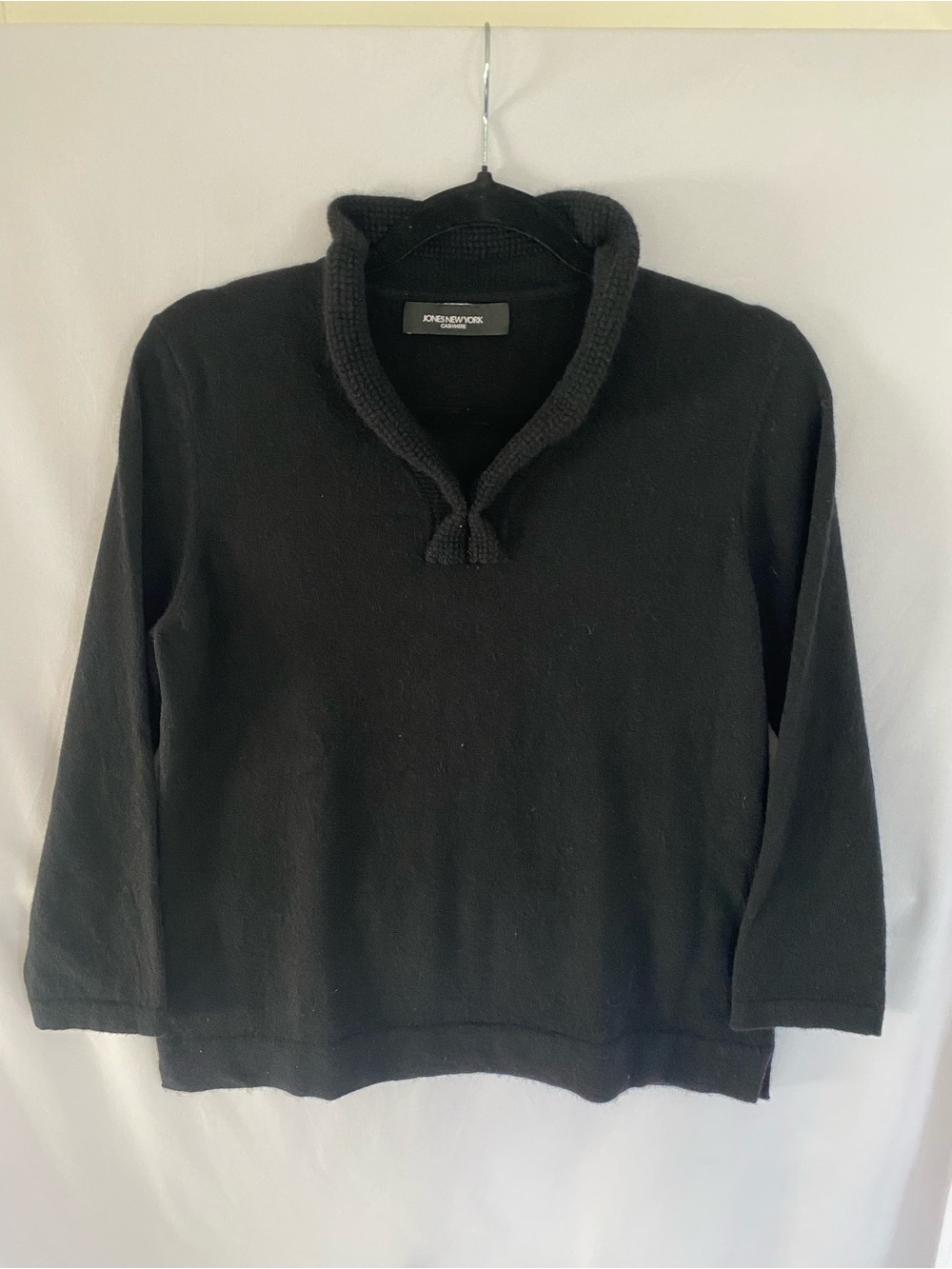 Jones New York Collection 100% Cashmere Sweater Black Long Sleeve Minimalist